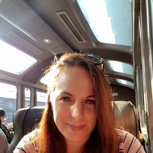 Meet your Posher, Stephanie